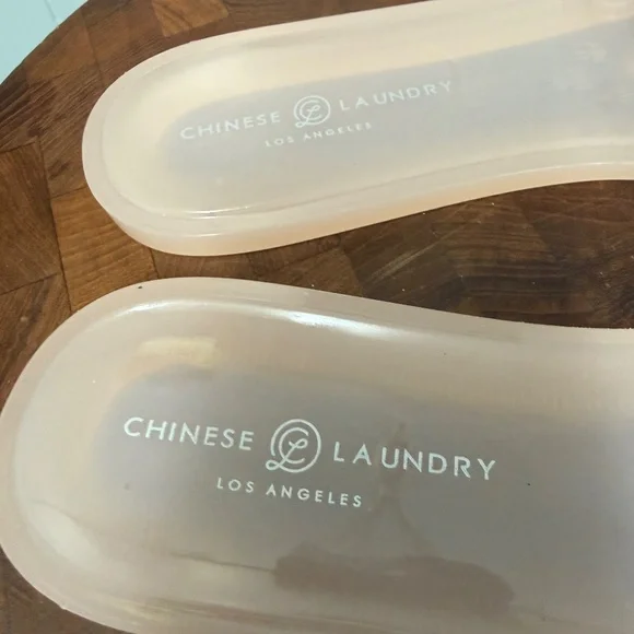 Chinese Laundry Charli light pink vinyl Jelly Sandals Size 11 - Picture 4 of 8